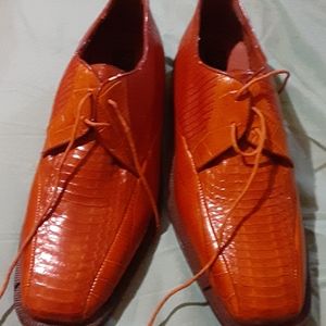 Snake skin dress shoes